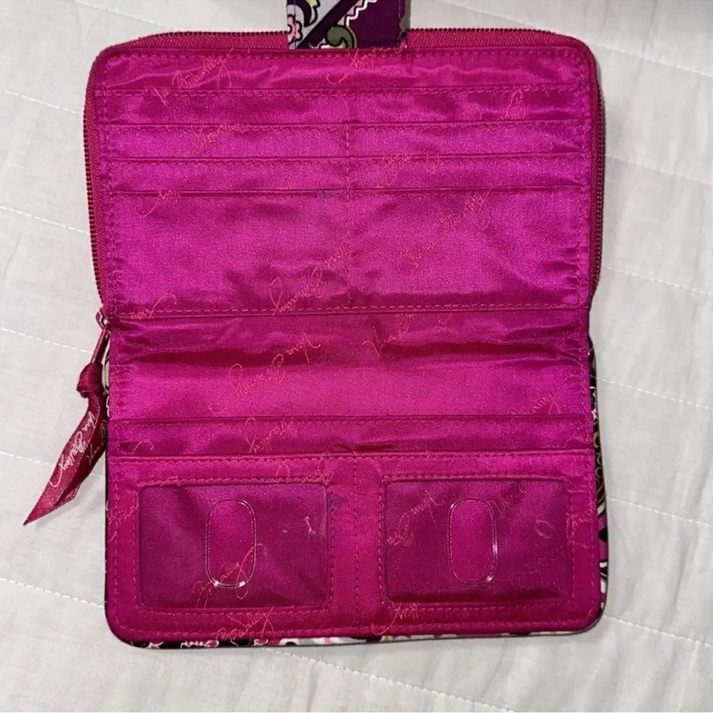 Vera Bradley RFID Very Berry Fuchsia Pink Brown Zip Turn-lock Large Wallet
